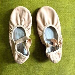 Leather Ballet shoes size 5 1/2